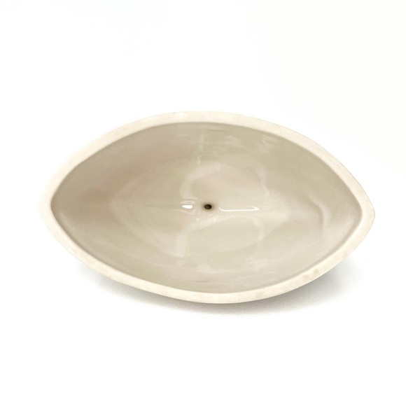 M Magenta by Rae Dunn Vintage Ceramic Covered Butter Cheese Dish Home Bird EUC - Picture 7 of 14